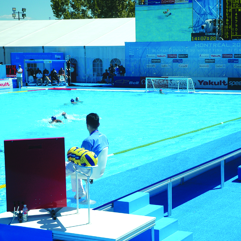 WATER POLO REFEREE SIDEWALK